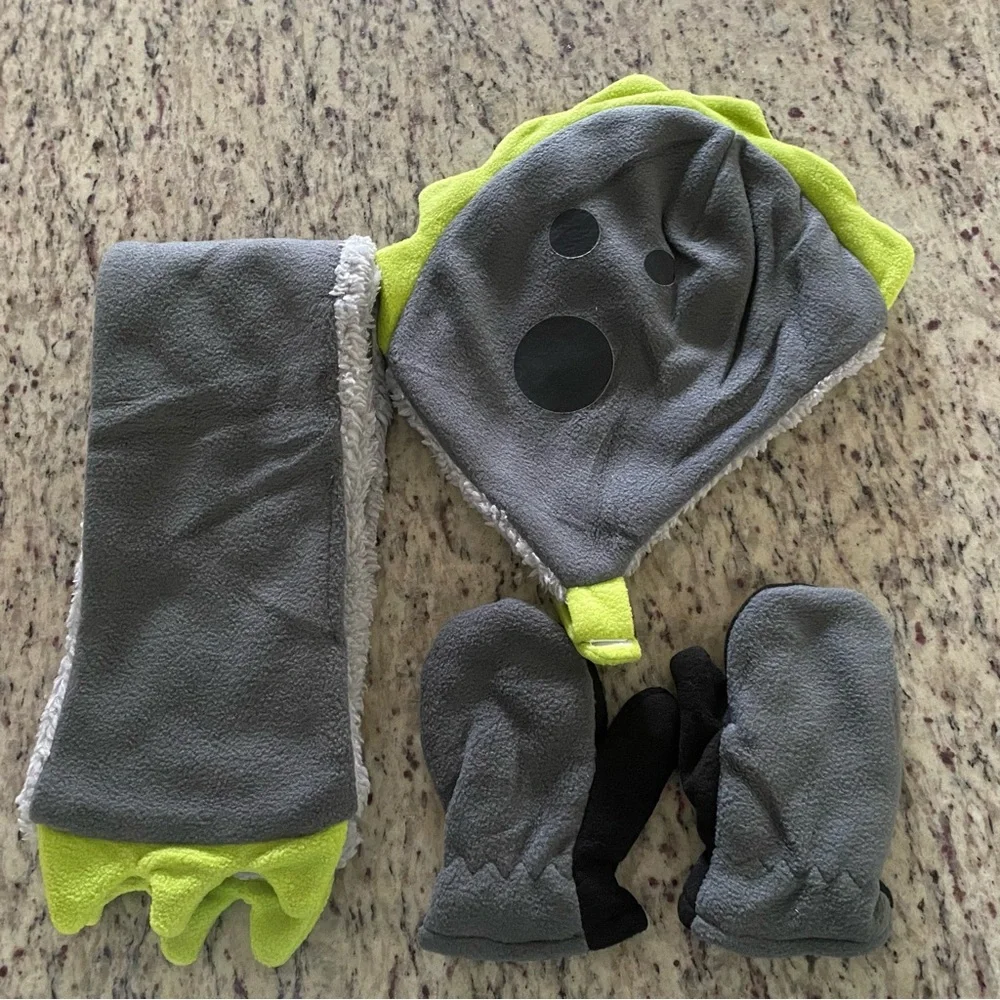 Dinosaur hat gloves scarf 12-24 months set gray lime green new without tags